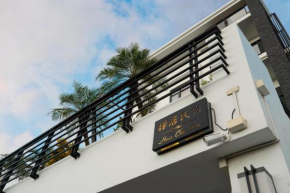 HUA B&B